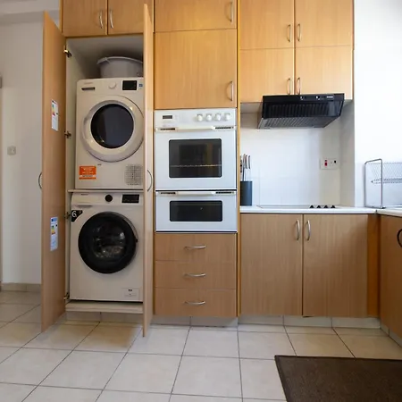 Apartament Classic 3br By Makariou Avenue Nikozja