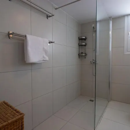 Classic 3br By Makariou Avenue Apartament Nikozja